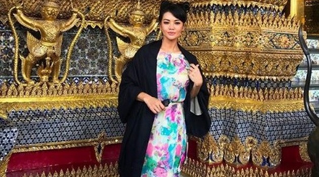 Aktif di Sosmed, Farah Quinn Malah Tertantang Jika Ada Haters
