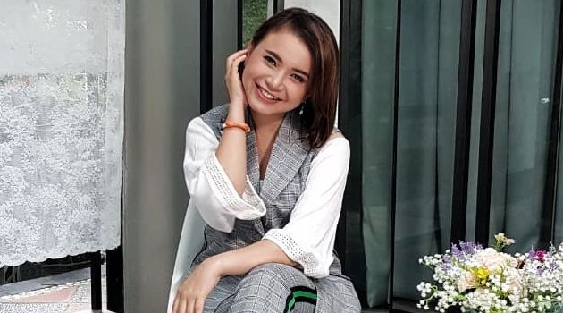 Pamer Rambut Pendek, Rossa Dibilang Lebih Muda Hingga Mirip Prilly Latuconsina
