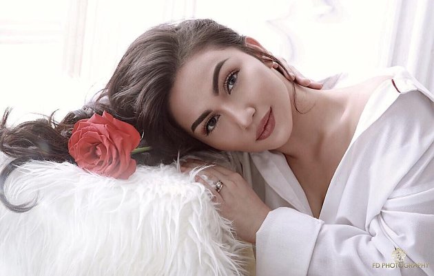 Wajah dan Tubuh 'Boros' Ariel Tatum Jadi Sorotan Netter