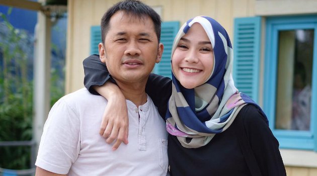 Eks Istri Hanung Jenguk Zaskia Mecca Pasca Lahiran, Netter Malah 'Berantem' Gara-Gara Ini