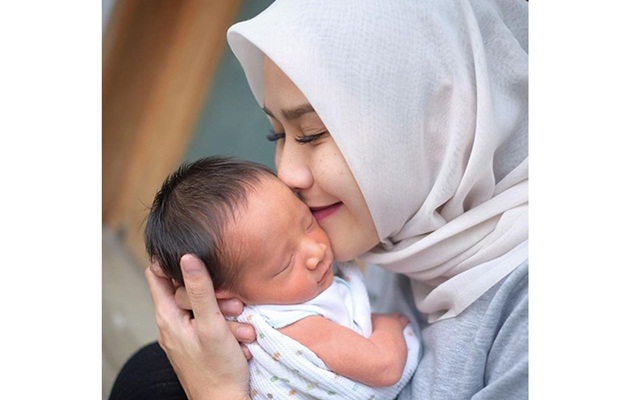 Punya 4 Anak Masih Kecil, Zaskia Adya Mecca Kewalahan Tak Mau Hamil Lagi?