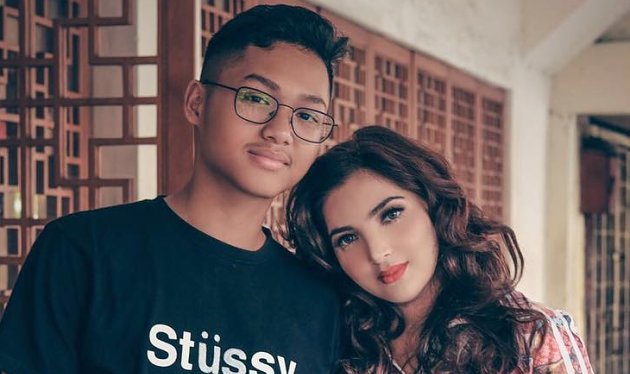 Rela Lakukan Ini Demi Bisa Hadiri Wisuda Azriel, Ashanty Bikin Netter Terharu