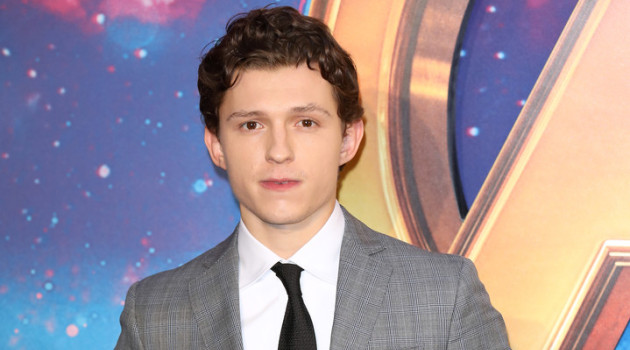 Keceplosan, Tom Holland Beri Bocoran Tentang Loki di 'Avengers: Infinity War'