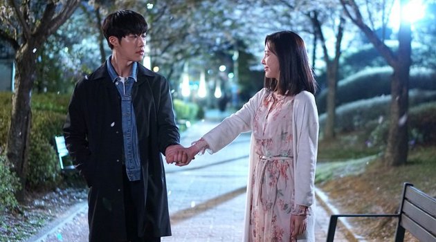 Makin Mesra, Joy-Woo Do Hwan Lakoni Adegan Ciuman di Lokasi Syuting 'Great Seducer'