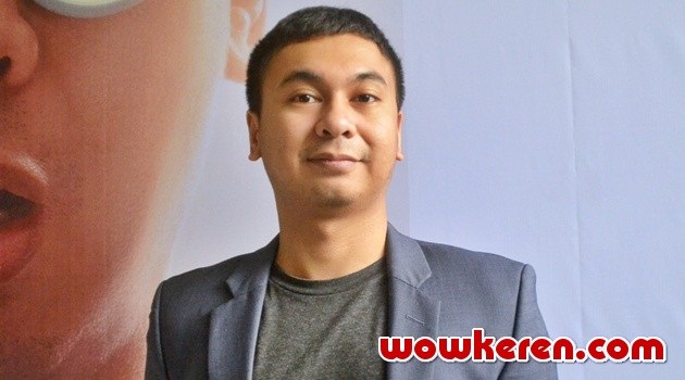 Gara-Gara Pengen Foto Bareng Nella Kharisma, Raditya Dika Rela Dangdutan Lakukan Ini