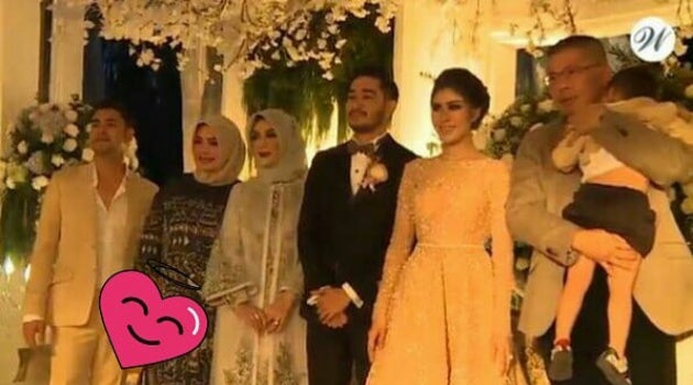 Ibunda Nagita Dan Amy Qanita Ketawa Bareng Di Pernikahan Syahnaz Caca Tengker Diprotes Tak Hadir Ibunda Nagita Dan Amy Qanita Ketawa Bareng Di Pernikahan Syahnaz Caca Tengker Diprotes Tak Hadir