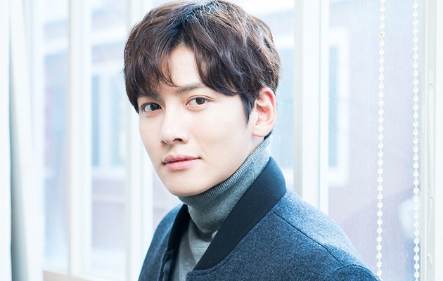 Dulu Tak Seganteng Sekarang, Netter Bandingkan Wajah Ji Chang Wook Sebelum dan Sesudah Oplas