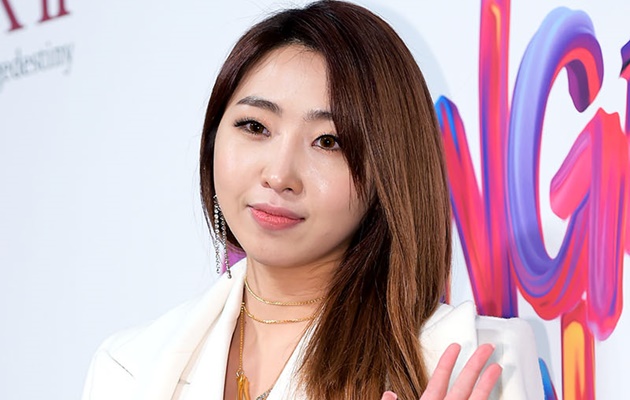 Minzy Pamer Rambut Bob Netter Baper Ingat 2NE1 Minzy Pamer Rambut Bob Netter Baper Ingat 2NE1