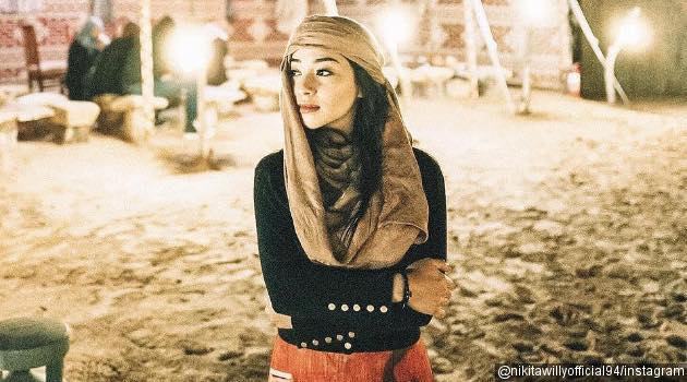 Cantik Kebangetan, Nikita Willy Bergaya Bak Nahkoda Kapal