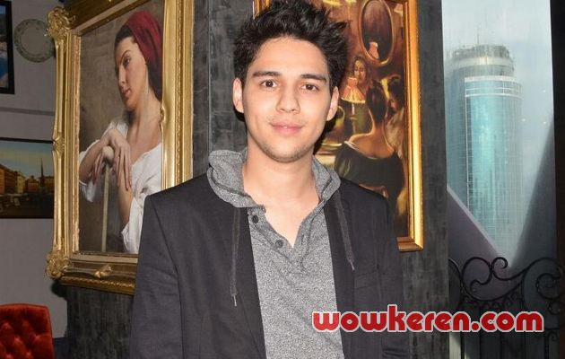 Dianggap Calon Suami Oleh Prilly Latuconsina, Ini Reaksi Maxime Bouttier