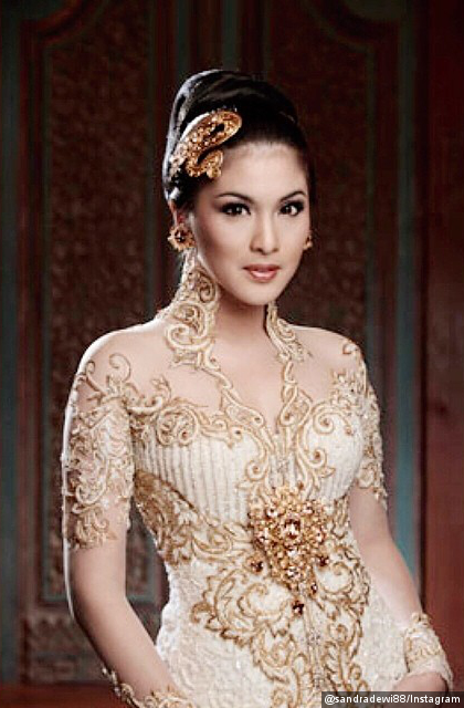 Ashanty dan Ayu Ting Ting Ucap Selamat Hari Kartini 