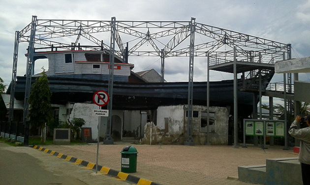 8 tempat wisata sisa bencana alam