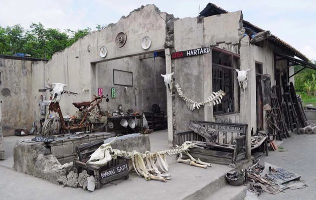 8 tempat wisata sisa bencana alam