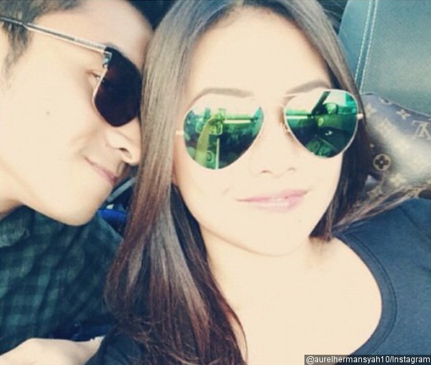 Direstui Ortu, Aurel Hermansyah Rajin Selfie Bareng Pacar 