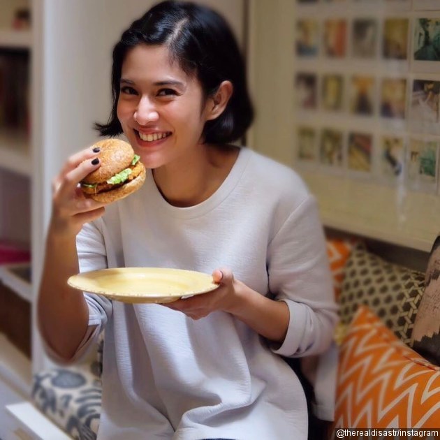 Dian Sastro Coba Peruntungan di Bisnis Kuliner Lagi