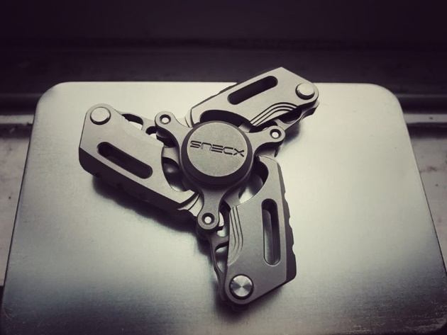 harga fidget spinner