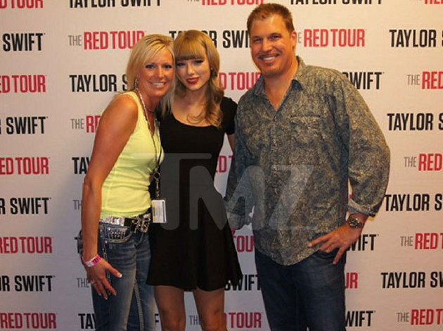 Foto 'Panas' Taylor Swift