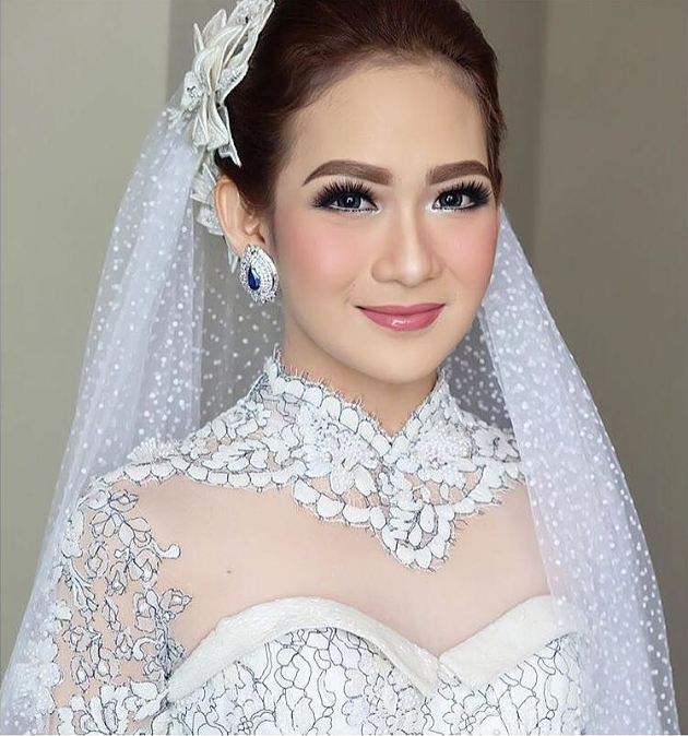 Pasca Nikah, Istri Gilang Dirga Pamer Foto Cantik 