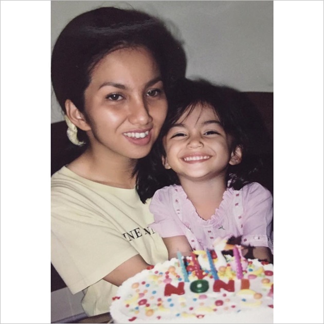 Merayakan Ulang Tahun Bersama Ibu