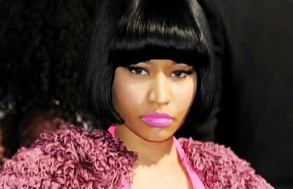 Nicki Minaj Dipukul Seorang Pria di Texas
