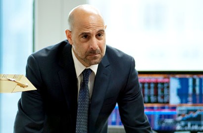 Trailer: Stanley Tucci Endus Adanya Ketimpangan di 'Margin Call'