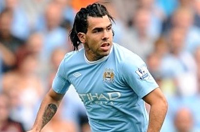 Carlos Tevez Absen di Ajang Community Shield