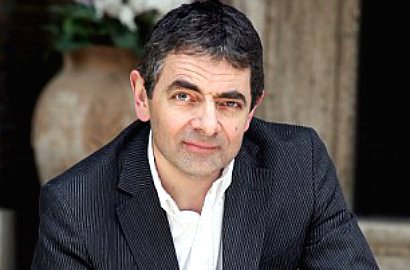 Aktor Serial TV 'Mr Bean' Alami Kecelakaan Mobil