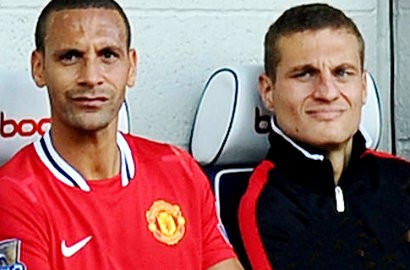 Manchester United Alami Krisis Bek