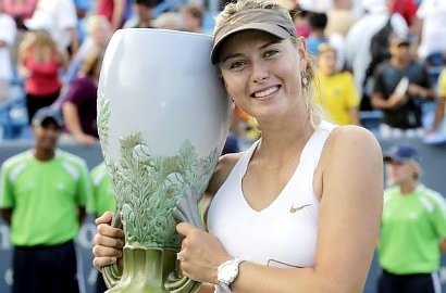 Maria Sharapova Naik ke Peringkat 4 Dunia