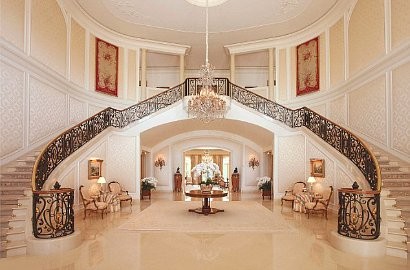 Putri Bernie Ecclestone Beli Rumah Rp 683 Miliar Untuk Anjingnya