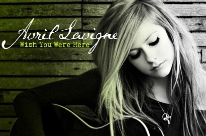 Video Musik: Avril Lavigne Tak Mampu Bendung Air Mata di 'Wish You Were Here'
