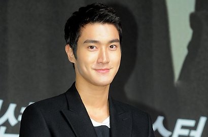 Siwon 'Super Junior' Sumbang Beras 2 Ton ke Gereja