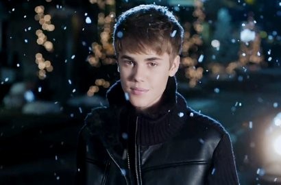 Justin Bieber Rilis Video Musik Natal 'Mistletoe'