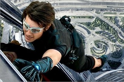 Tom Cruise Panjat Gedung Tertinggi di Dunia dalam 'Mission: Impossible Ghost Protocol'