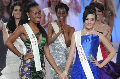 Astrid Ellena Sabet Gelar Miss Beauty With A Purpose di Miss World 2011