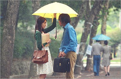 Foto Terbaru Yoona SNSD dan Jang Geun-suk di Serial 'Love Rain'