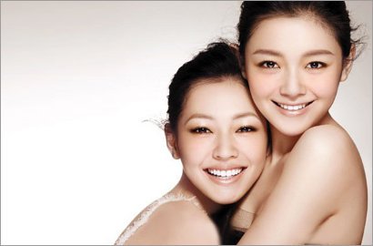 Barbie Hsu dan Adiknya Jalani Operasi Plastik