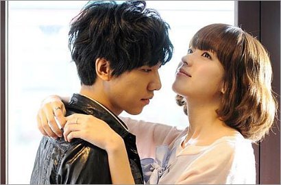 Lee Seung Gi dan Han Hyo Joo Pasangan Terbaik Untuk Pesta Akhir Tahun