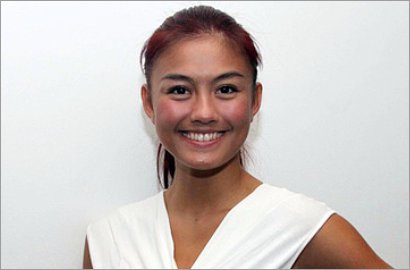 Agnes Monica Jajal Jadi Penulis Naskah