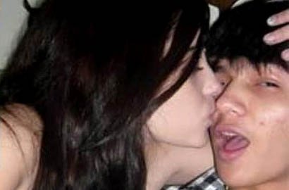 Beredar Foto-Foto Nakal Kekasih Baim Wong