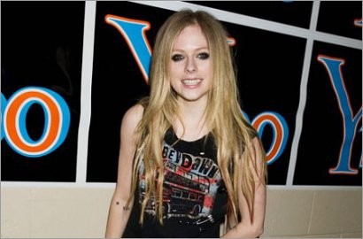 Album Baru Avril Lavigne Terinspirasi Produser Justin Bieber