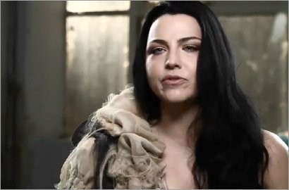 Evanescence Makin Gelap di Video Musik 'My Heart is Broken'