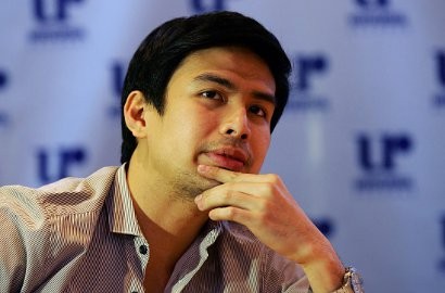 Imigrasi Indonesia Tahan Paspor Christian Bautista