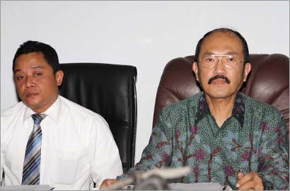 Giliran Fredrich Yunadi Polisikan Tunangan Astrid Ellena