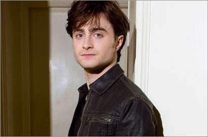 Daniel Radcliffe Sedih Gagal Rayakan Valentine dengan Kekasih
