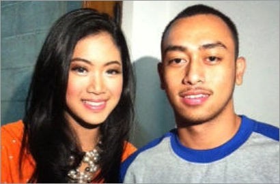 Widy 'Vierra' Suka Gigit Pacar Baru