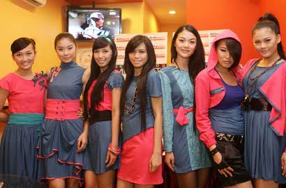 7 Icons Bangga Satu Album dengan Krisdayanti