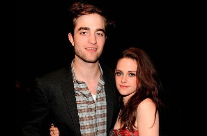 Robert Pattinson dan Kristen Stewart Mesra di Pesta Ultah Teman