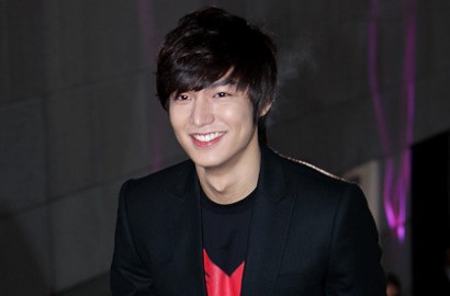 Lee Min Ho Tolak Peran Dokter di Serial Baru 'Faith'