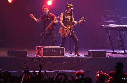 Sum 41 Gebrak Penonton Jakarta